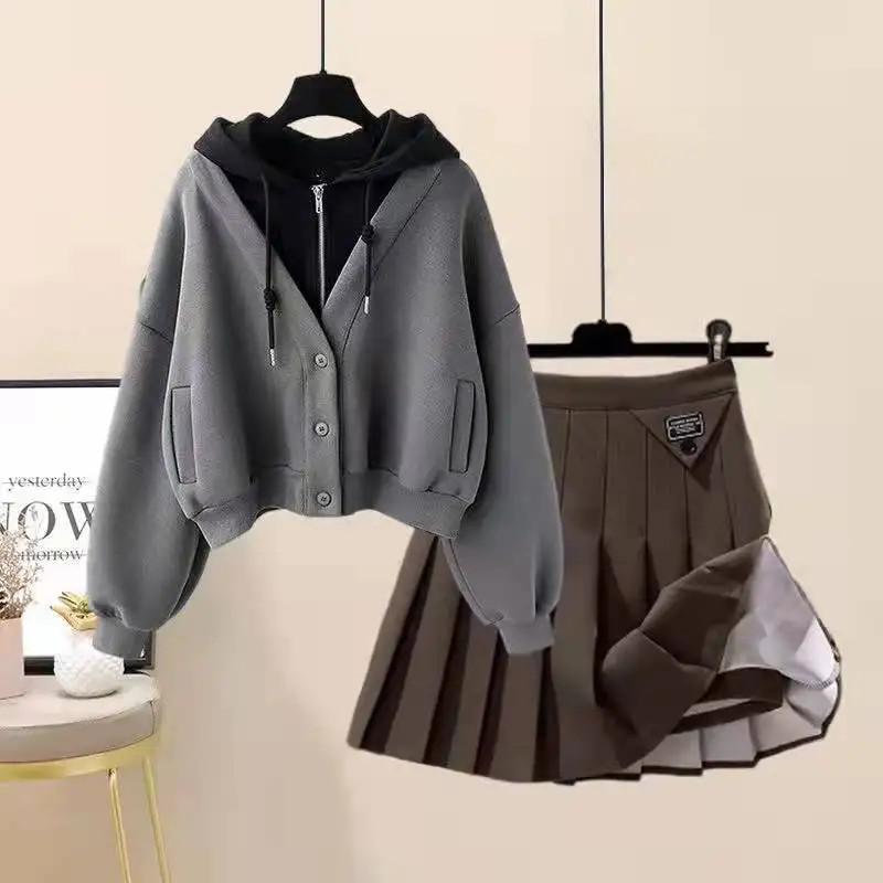 Plush Thickened Casual Long Sleeved Hooded Mini Pleated Skirt Two-piece Set Fashionable Women’s Skirt Set Plush Thickened Casual Long Sleeved Hooded Mini Pleated Skirt Two-piece Set Fashionable Women's Skirt Set